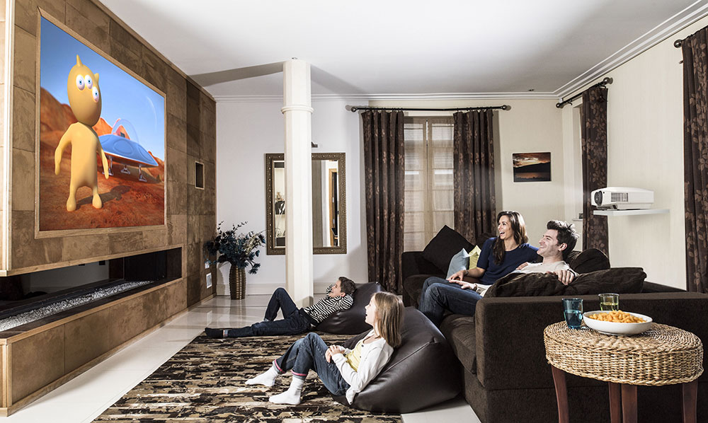 Vidéoprojecteur ou TV, que choisir ?